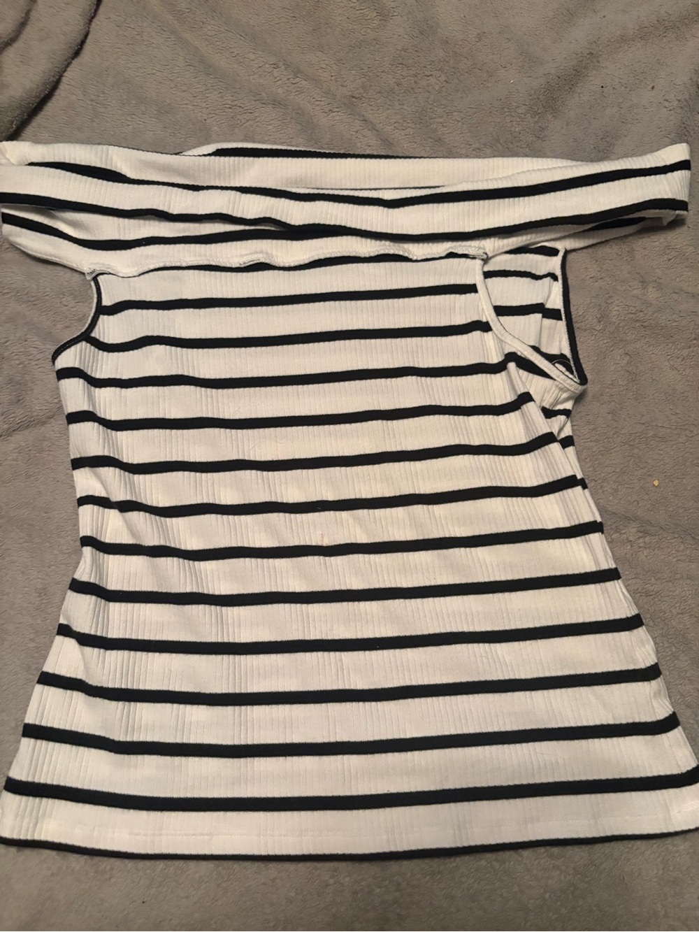 Old Navy Off-the-Shoulder Ribbed Striped Top – Size Large